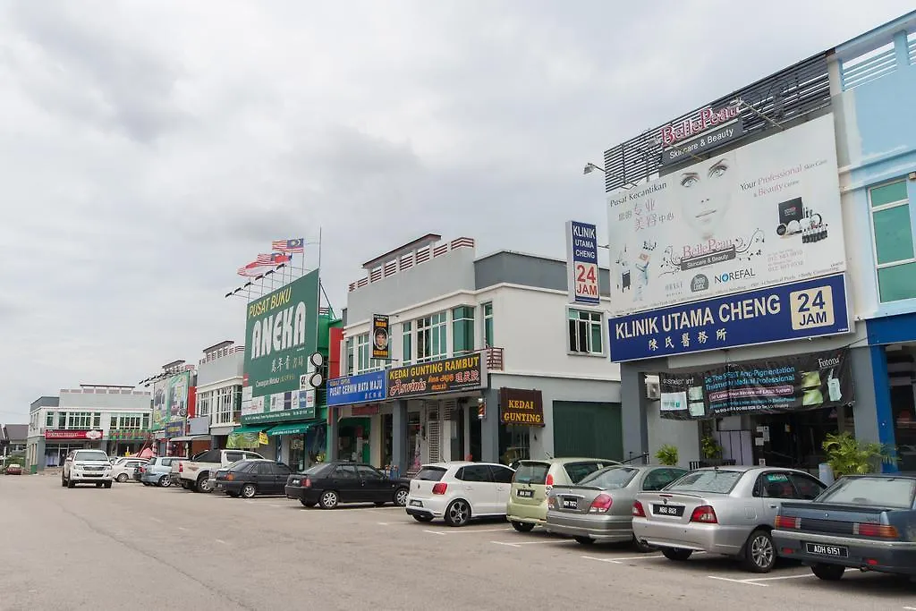 Sandy Hotel Malacca 2*,